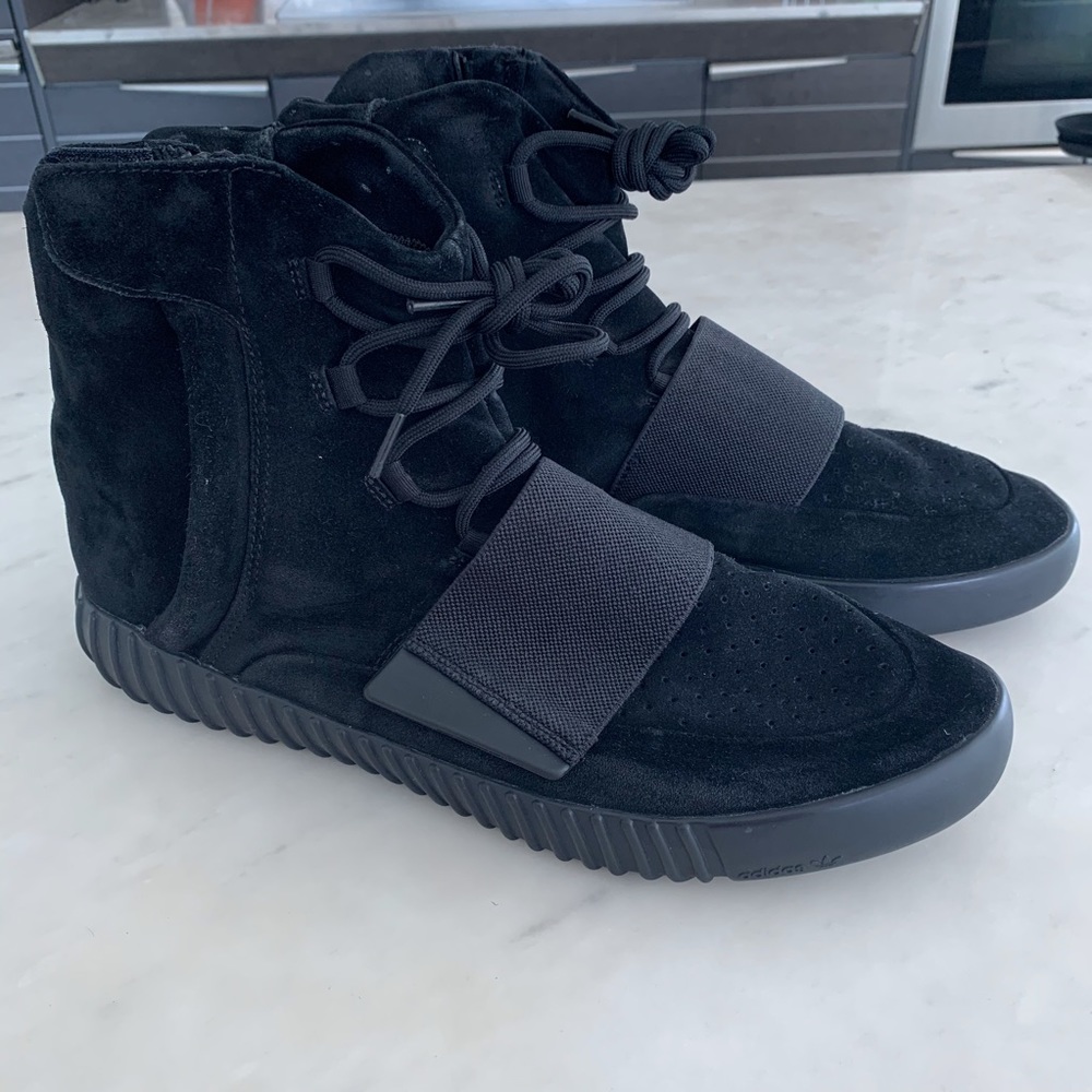 Yeezy Boost 750 Black